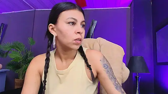 Juliet Nasty online show from September 25, 2025, 12:44 pm