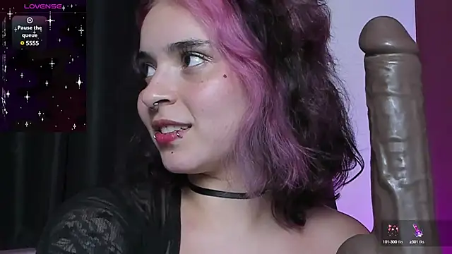 Snapshot of sophiecatts chatting on March 7, 2025, 5:18 am sophiecatts online show from March 7, 2025, 5:18 am