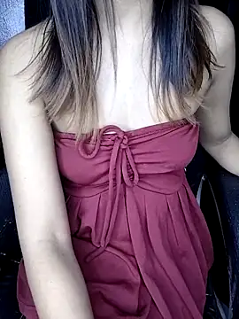 Snapshot of Leeeezzzz_roy chatting on January 31, 2026, 7:12 pm Leeeezzzz roy online show from January 31, 2026, 7:12 pm