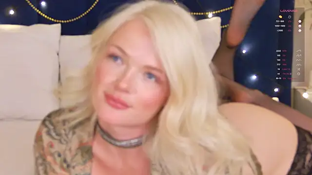 MilaDemies online show from February 19, 2025, 8:01 am