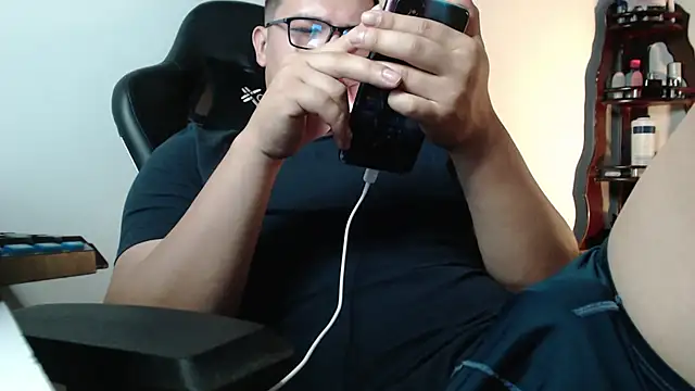 Plug Control online show from February 27, 2026, 3:56 pm