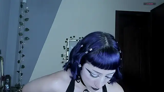 BlueBerry     online show from October 29, 2025, 11:47 pm