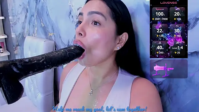 Snapshot of evelinn_belen chatting on June 22, 2026, 4:15 pm evelinn belen online show from June 22, 2026, 4:15 pm