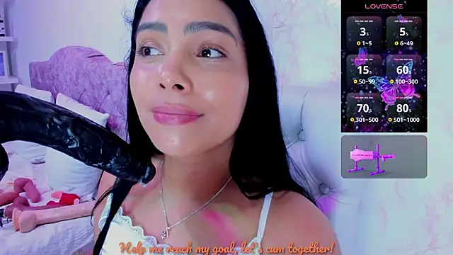 Snapshot of evelinn_belen chatting on June 18, 2026, 5:29 pm evelinn belen online show from June 18, 2026, 5:29 pm