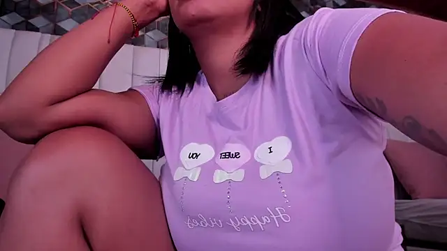 Snapshot of lia_mariana chatting on May 30, 2026, 3:35 am lia mariana online show from May 30, 2026, 3:35 am