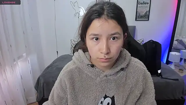 Amy joones online show from October 9, 2025, 12:06 pm