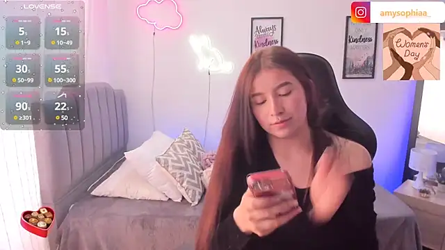 Amy joones online show from March 8, 2025, 4:39 pm