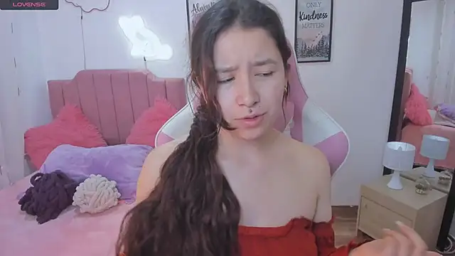 Amy joones online show from November 14, 2025, 12:31 pm