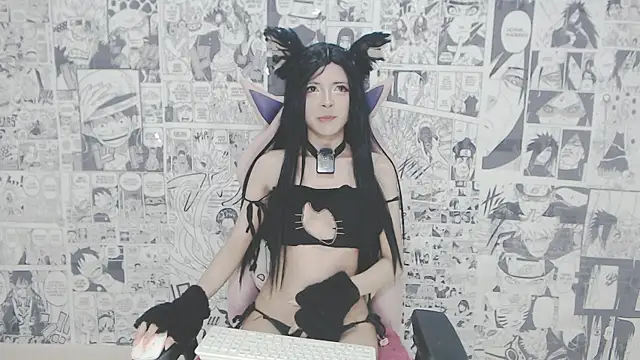 Snapshot of Miahparker chatting on October 2, 2025, 2:48 am Miahparker online show from October 2, 2025, 2:48 am