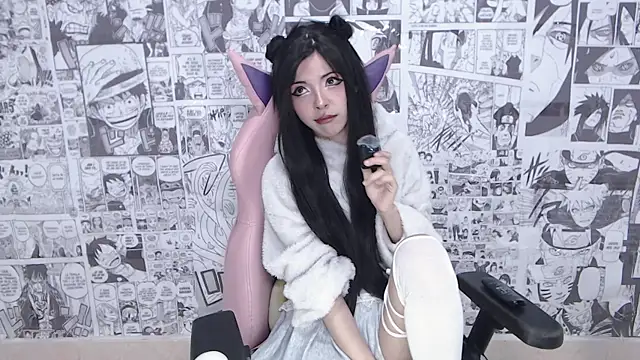 Miahparker online show from April 8, 2026, 6:04 am