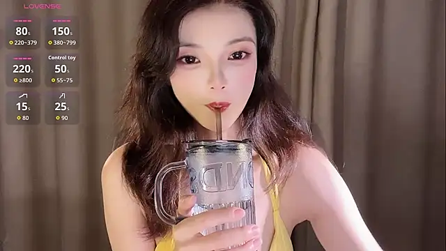 Snapshot of --xixi-- chatting on July 11, 2026, 8:42 pm --xixi-- online show from July 11, 2026, 8:42 pm