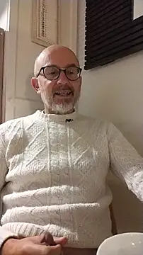 MadProfessor online show from December 18, 2025, 6:40 am