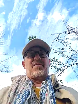 Snapshot of MadProfessor chatting on March 10, 2025, 3:41 pm MadProfessor online show from March 10, 2025, 3:41 pm