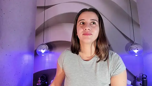 Snapshot of LanaHerondale chatting on March 5, 2025, 8:43 am LanaHerondale online show from March 5, 2025, 8:43 am