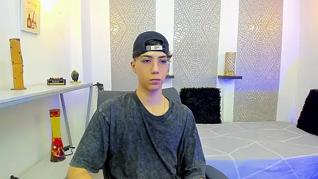 Snapshot of Nikolay_Gregori chatting on November 10, 2025, 4:28 am Nikolay Gregori online show from November 10, 2025, 4:28 am