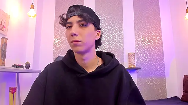 Snapshot of Nikolay_Gregori chatting on October 24, 2025, 4:11 am Nikolay Gregori online show from October 24, 2025, 4:11 am