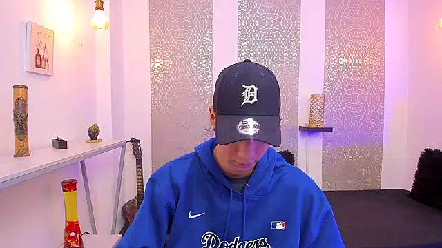 Snapshot of Nikolay_Gregori chatting on November 17, 2025, 4:05 am Nikolay Gregori online show from November 17, 2025, 4:05 am