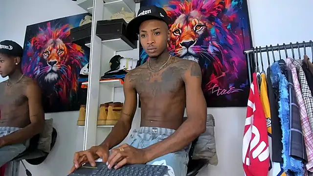 Snapshot of Pantera_black_21 chatting on October 25, 2025, 6:30 pm Pantera black 21 online show from October 25, 2025, 6:30 pm