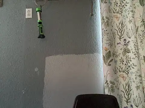 Snapshot of Miguel16i chatting on March 4, 2025, 3:15 pm Miguel16i online show from March 4, 2025, 3:15 pm