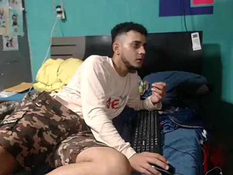 Snapshot of xxxxhotxoxo chatting on October 22, 2025, 10:52 pm xxxxhotxoxo online show from October 22, 2025, 10:52 pm