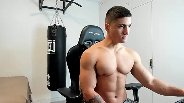 Snapshot of dan01_ chatting on March 9, 2026, 12:30 pm dan01 online show from March 9, 2026, 12:30 pm