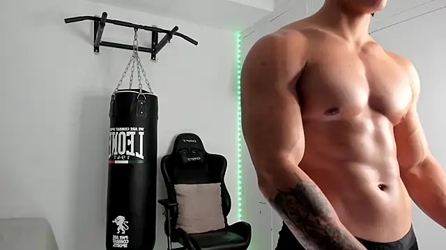 Snapshot of dan01_ chatting on April 15, 2026, 7:58 pm dan01 online show from April 15, 2026, 7:58 pm