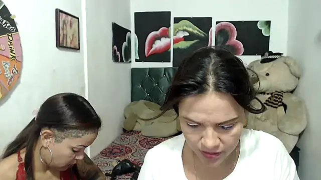 Snapshot of manzanahot9 chatting on March 4, 2025, 11:32 pm manzanahot9 online show from March 4, 2025, 11:32 pm