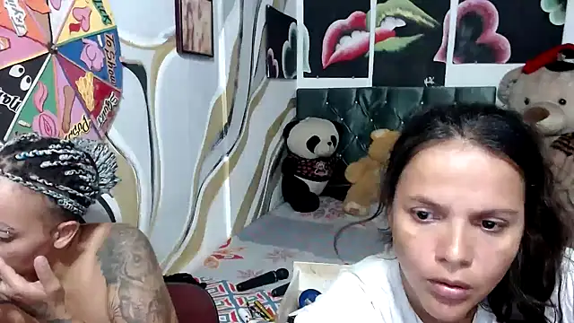 Snapshot of manzanahot9 chatting on October 7, 2025, 7:59 pm manzanahot9 online show from October 7, 2025, 7:59 pm