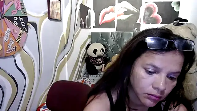 Snapshot of manzanahot9 chatting on September 26, 2025, 11:28 am manzanahot9 online show from September 26, 2025, 11:28 am