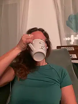 Snapshot of AnnikaRose chatting on January 15, 2026, 6:50 am AnnikaRose online show from January 15, 2026, 6:50 am