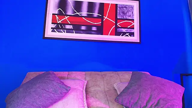 liccy hall online show from November 24, 2025, 11:43 am