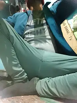 Snapshot of sexyshivamhot chatting on February 21, 2025, 6:15 pm sexyshivamhot online show from February 21, 2025, 6:15 pm