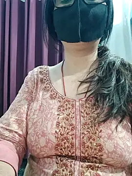 Aishwaryaa 69 online show from May 27, 2026, 1:57 am