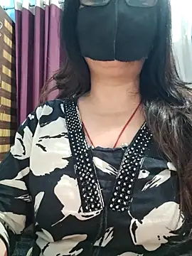Aishwaryaa 69 online show from May 16, 2026, 2:32 am