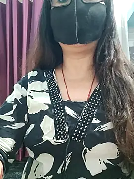 Aishwaryaa 69 online show from June 17, 2026, 6:35 am