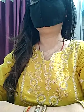Aishwaryaa 69 online show from June 12, 2026, 2:31 am