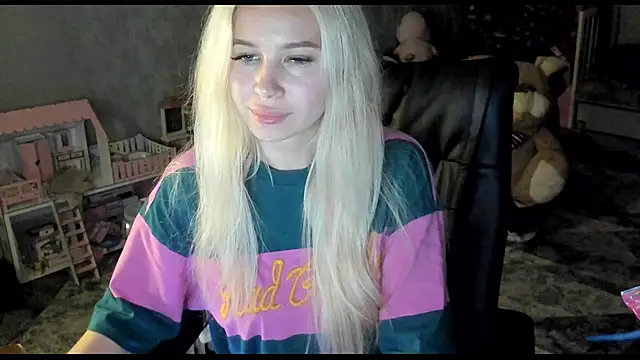  NigoNika online show from April 23, 2026, 9:27 pm