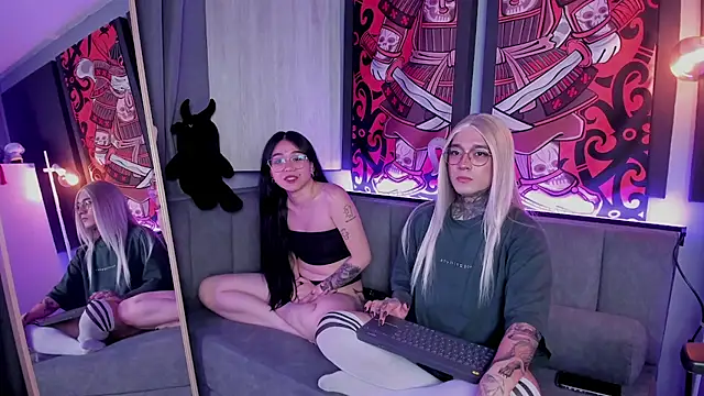 JadeyKhada online show from April 12, 2026, 9:07 pm