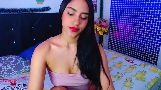 Snapshot of pleasure_and_fantasy chatting on March 21, 2025, 6:51 pm pleasure and fantasy online show from March 21, 2025, 6:51 pm