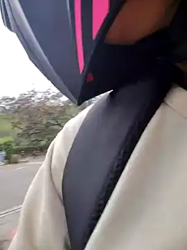 Snapshot of pleasure_and_fantasy chatting on February 16, 2025, 2:54 pm pleasure and fantasy online show from February 16, 2025, 2:54 pm