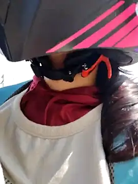 Snapshot of pleasure_and_fantasy chatting on March 3, 2025, 2:17 pm pleasure and fantasy online show from March 3, 2025, 2:17 pm