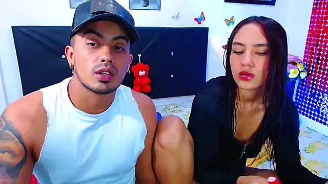 Snapshot of pleasure_and_fantasy chatting on September 18, 2025, 6:22 pm pleasure and fantasy online show from September 18, 2025, 6:22 pm