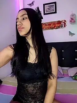 Snapshot of pleasure_and_fantasy chatting on February 6, 2025, 7:29 pm pleasure and fantasy online show from February 6, 2025, 7:29 pm