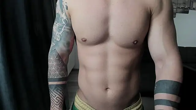 Richarddarell1 online show from November 30, 2025, 6:47 am