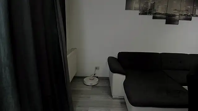 Richarddarell1 online show from April 14, 2026, 5:56 am