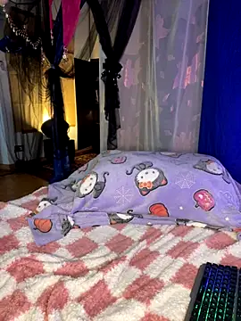 giuli zerozero online show from December 5, 2025, 4:38 pm