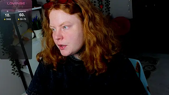 Snapshot of Cassie_xKiss chatting on April 19, 2026, 5:41 am Cassie xKiss online show from April 19, 2026, 5:41 am