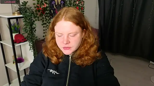 Snapshot of Cassie_xKiss chatting on March 21, 2026, 8:13 pm Cassie xKiss online show from March 21, 2026, 8:13 pm