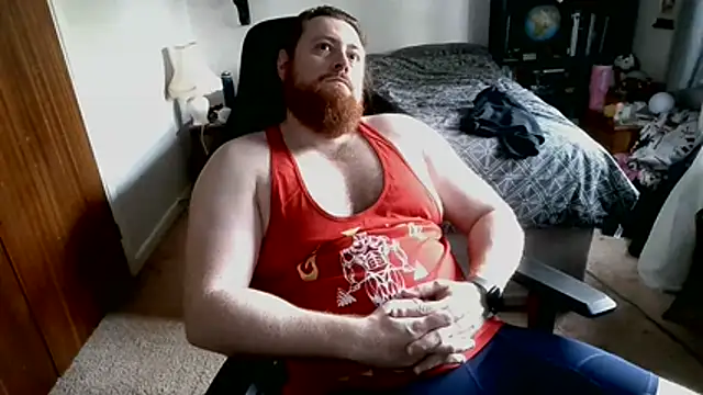 Hairy Guy30 online show from February 15, 2026, 4:28 pm