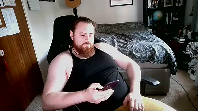 Hairy Guy30 online show from July 1, 2026, 7:36 pm